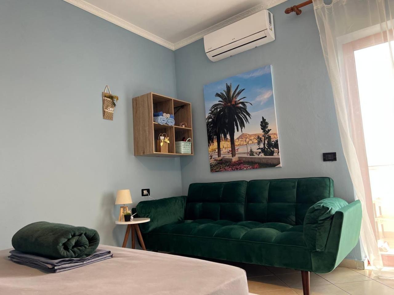 Evelin Apartment Durres Bagian luar foto