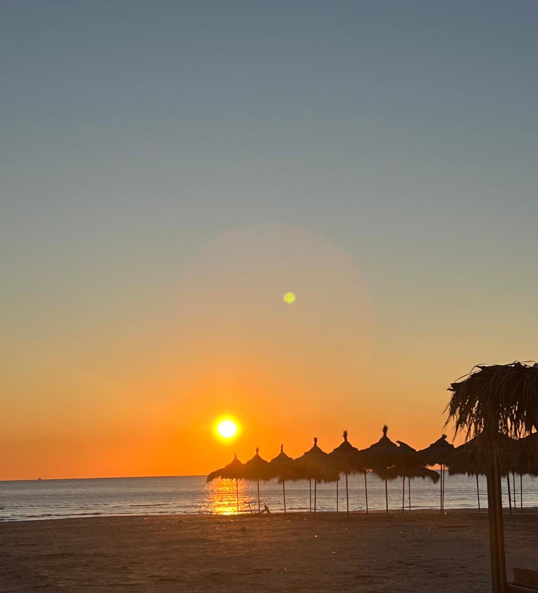 Evelin Apartment Durres Bagian luar foto